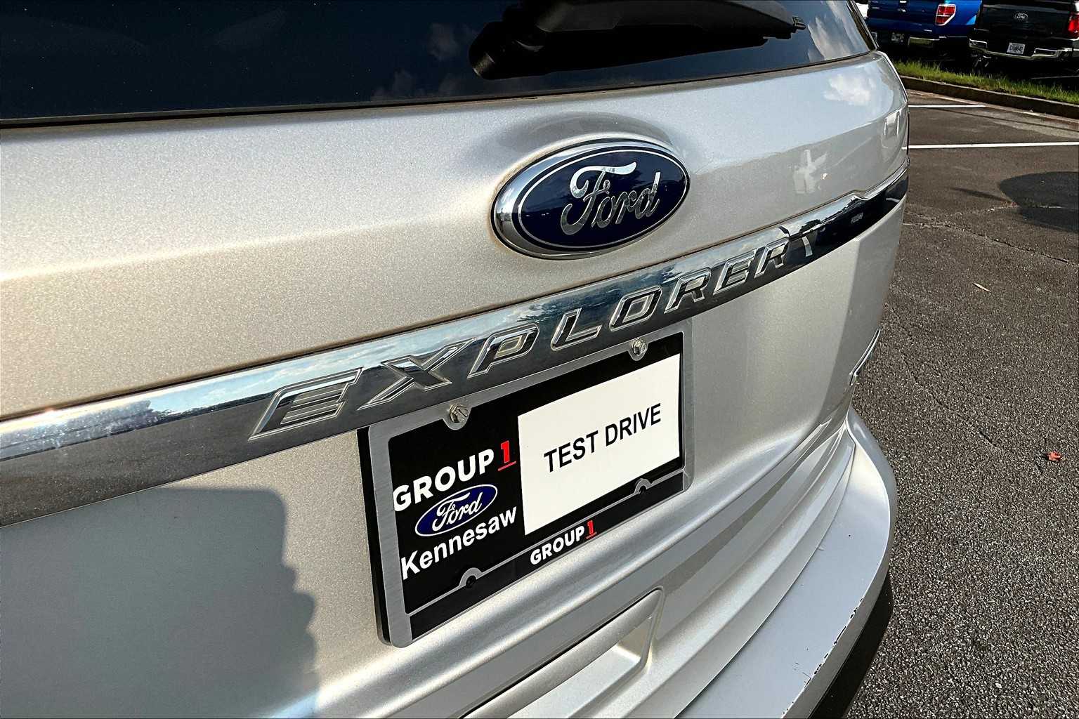 2013 Ford Explorer XLT photo 27
