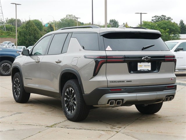 2026 Chevrolet Traverse Z71 photo 3
