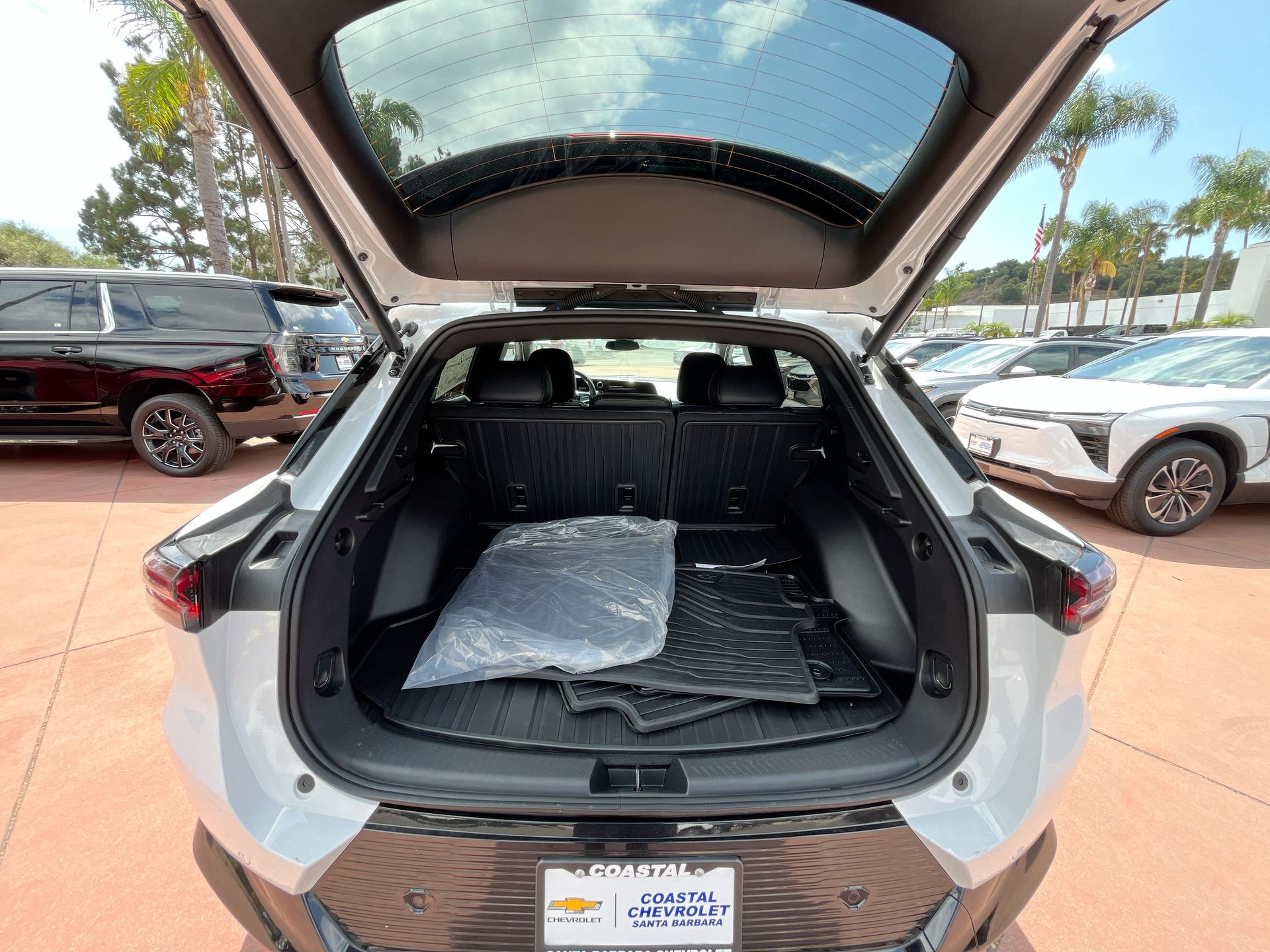 2025 Chevrolet Equinox EV 1LT photo 21