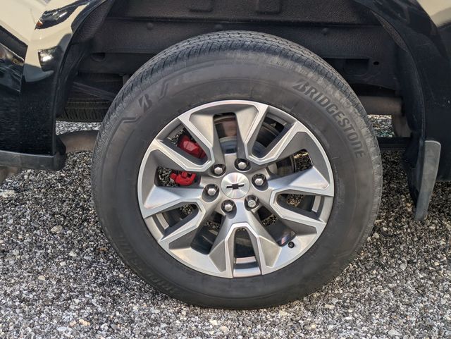 2021 Chevrolet Silverado 1500 RST photo 4