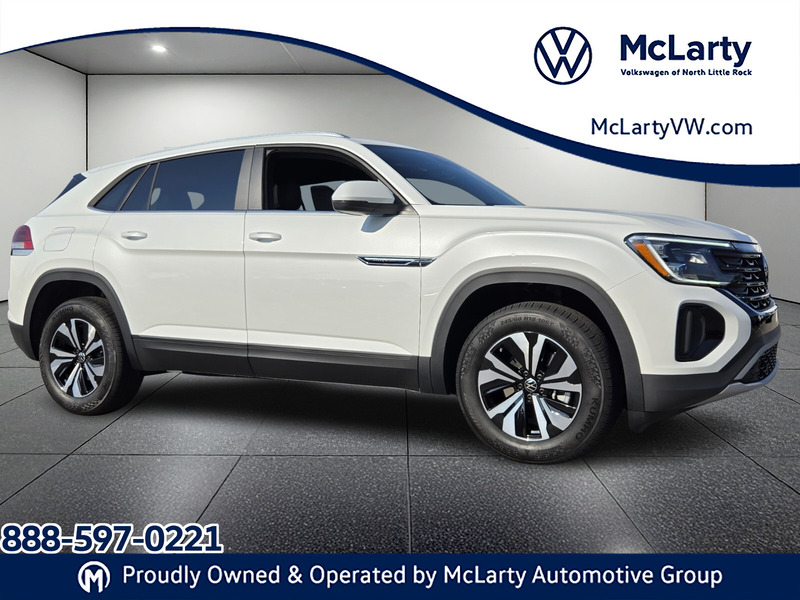 2026 Volkswagen Atlas Cross Sport SE's photo