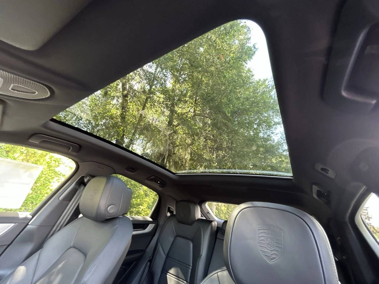 2025 Porsche Cayenne E-Hybrid Coupe photo 25