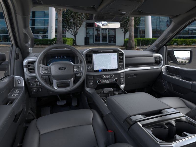 2025 Ford F-150 XLT photo 6