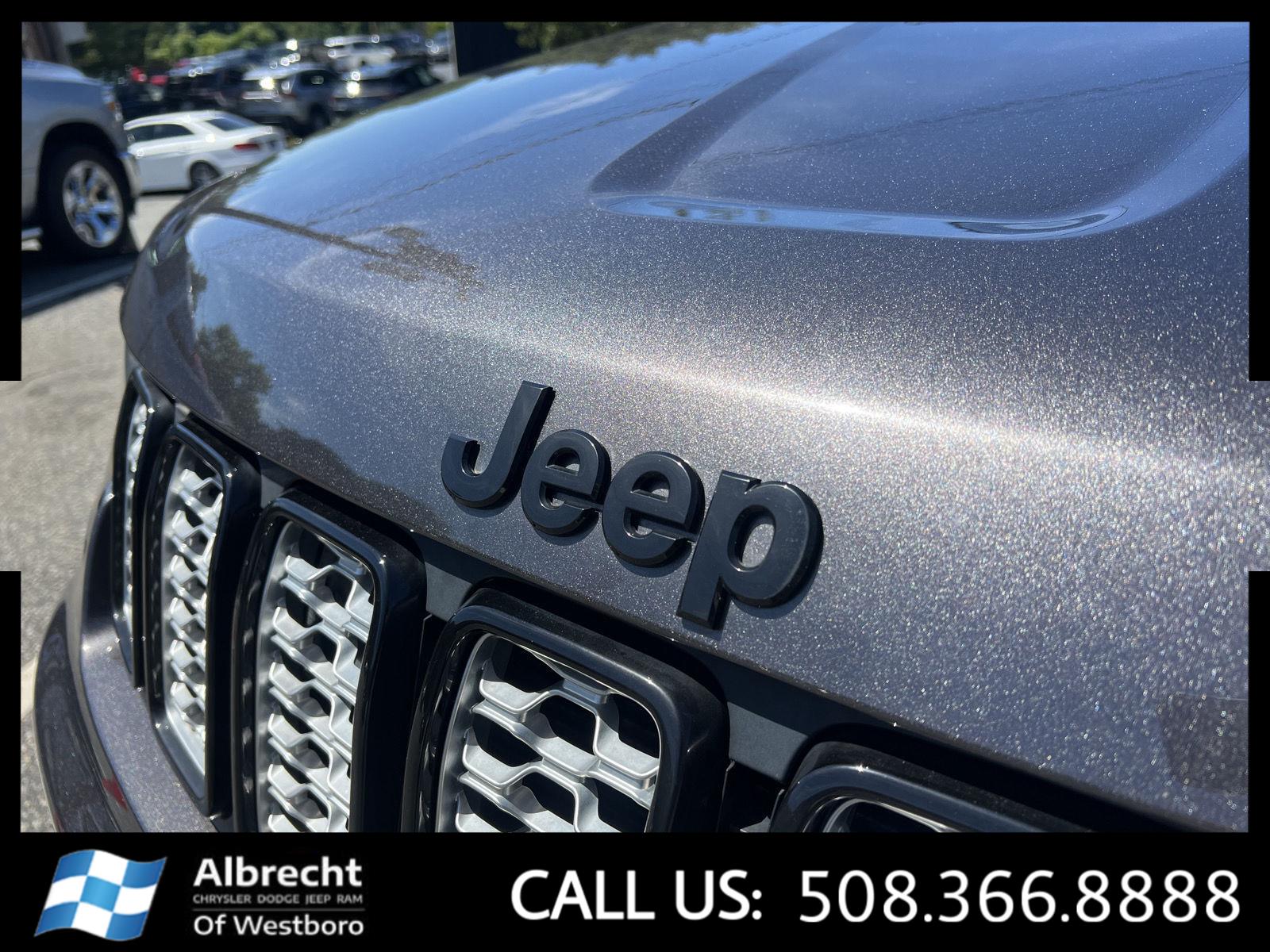 2021 Jeep Grand Cherokee Laredo X photo 8