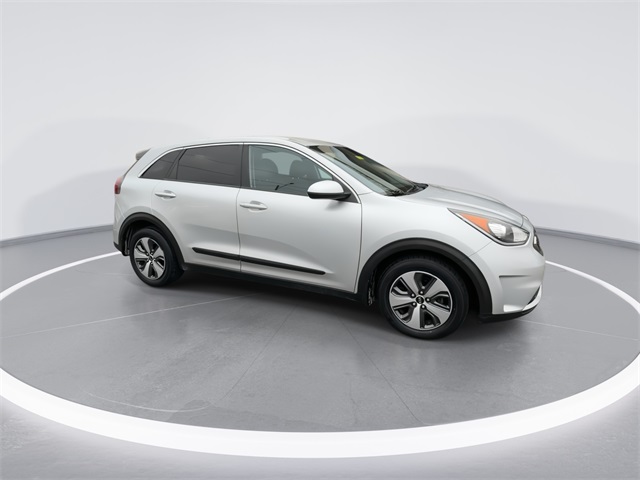 Used 2017 Kia Niro FE with VIN KNDCB3LC6H5074939 for sale in Cleveland, OH