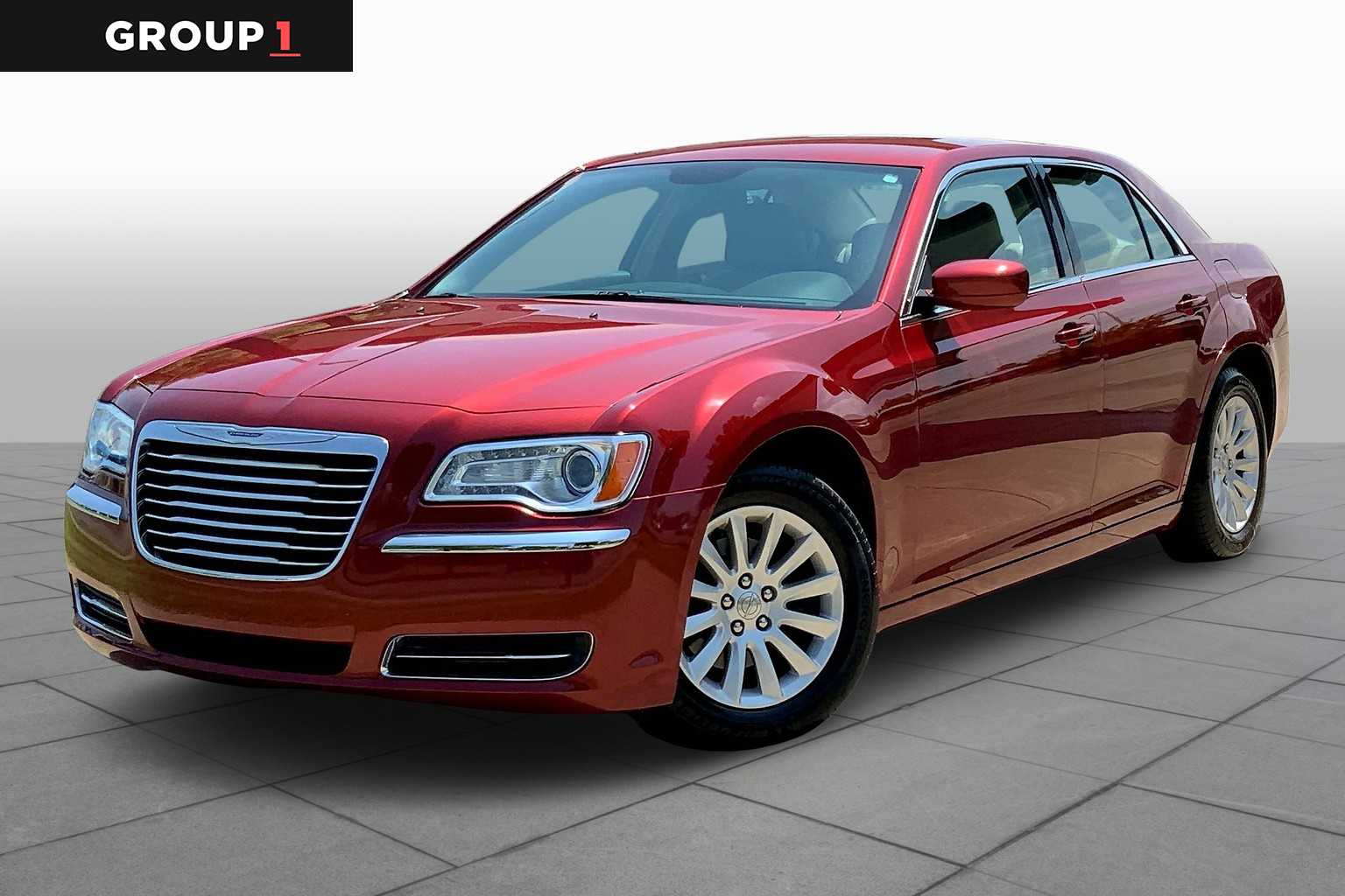 2014 Chrysler 300 Base's photo