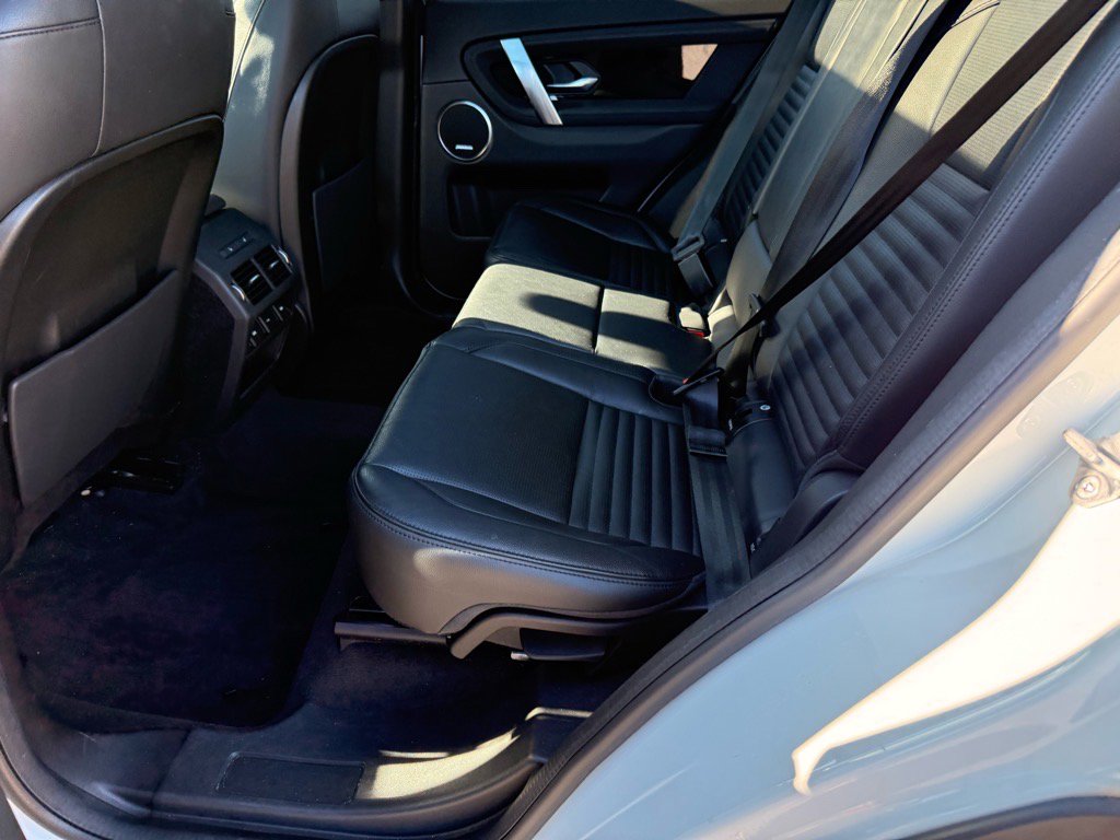 2020 Land Rover Discovery Sport SE photo 12