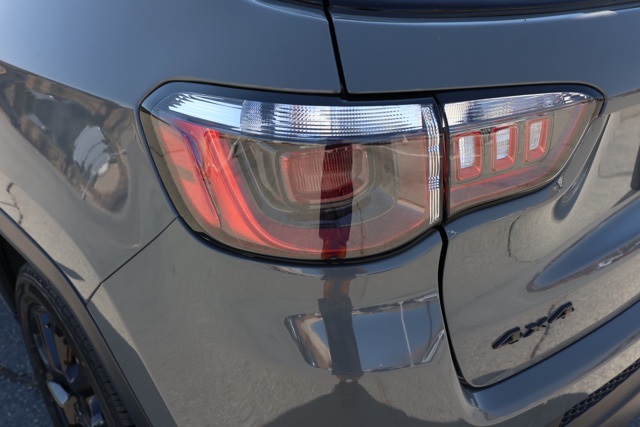 2023 Jeep Compass Altitude photo 6