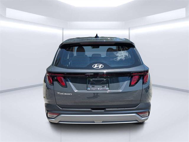 2025 Hyundai Tucson SE photo 3