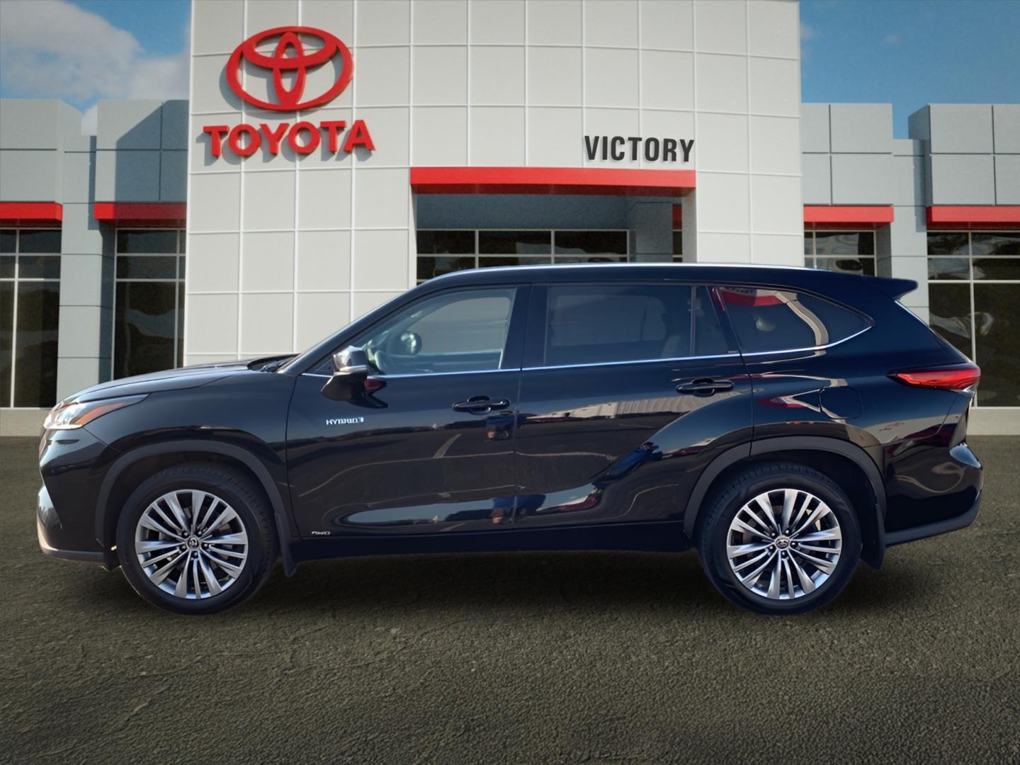 2021 Toyota Highlander Hybrid Platinum photo 4