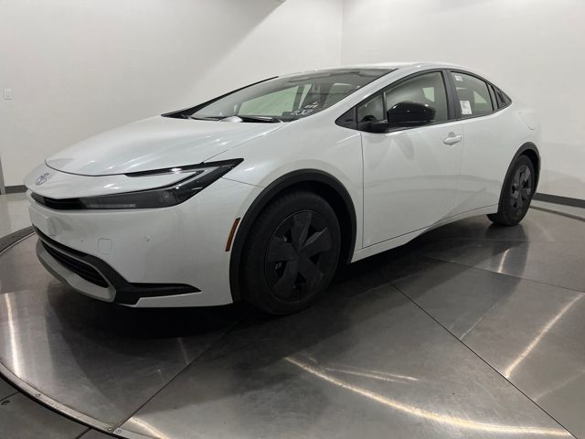 2026 Toyota Prius SE's photo