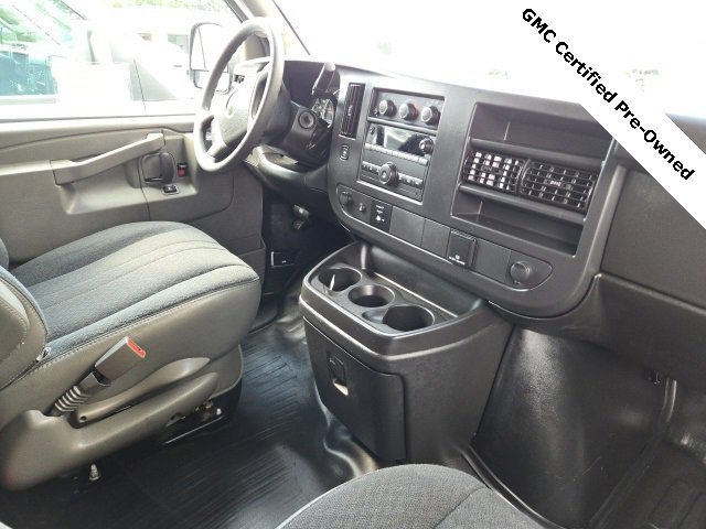 2023 Gmc Savana Cargo 2500 photo 3