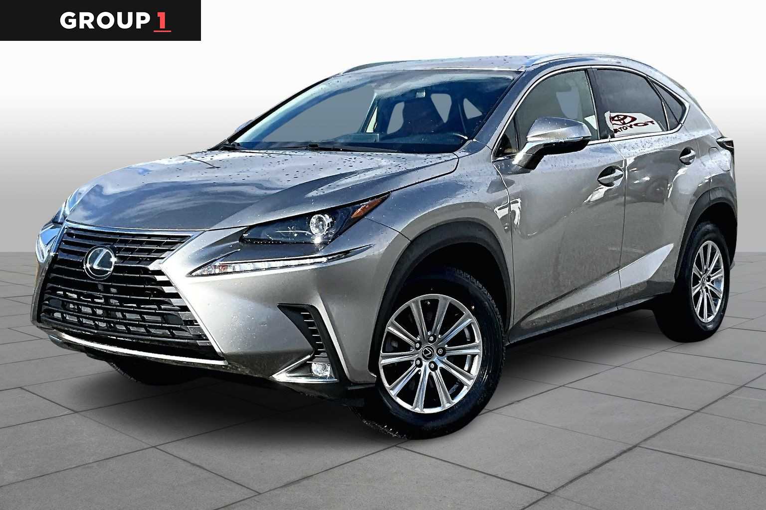 2021 Lexus NX 300's photo