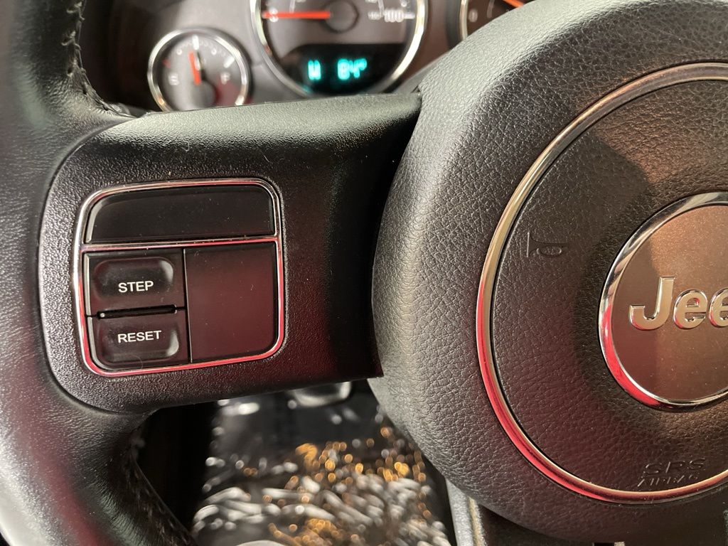 2016 Jeep Wrangler Unlimited Sport photo 19