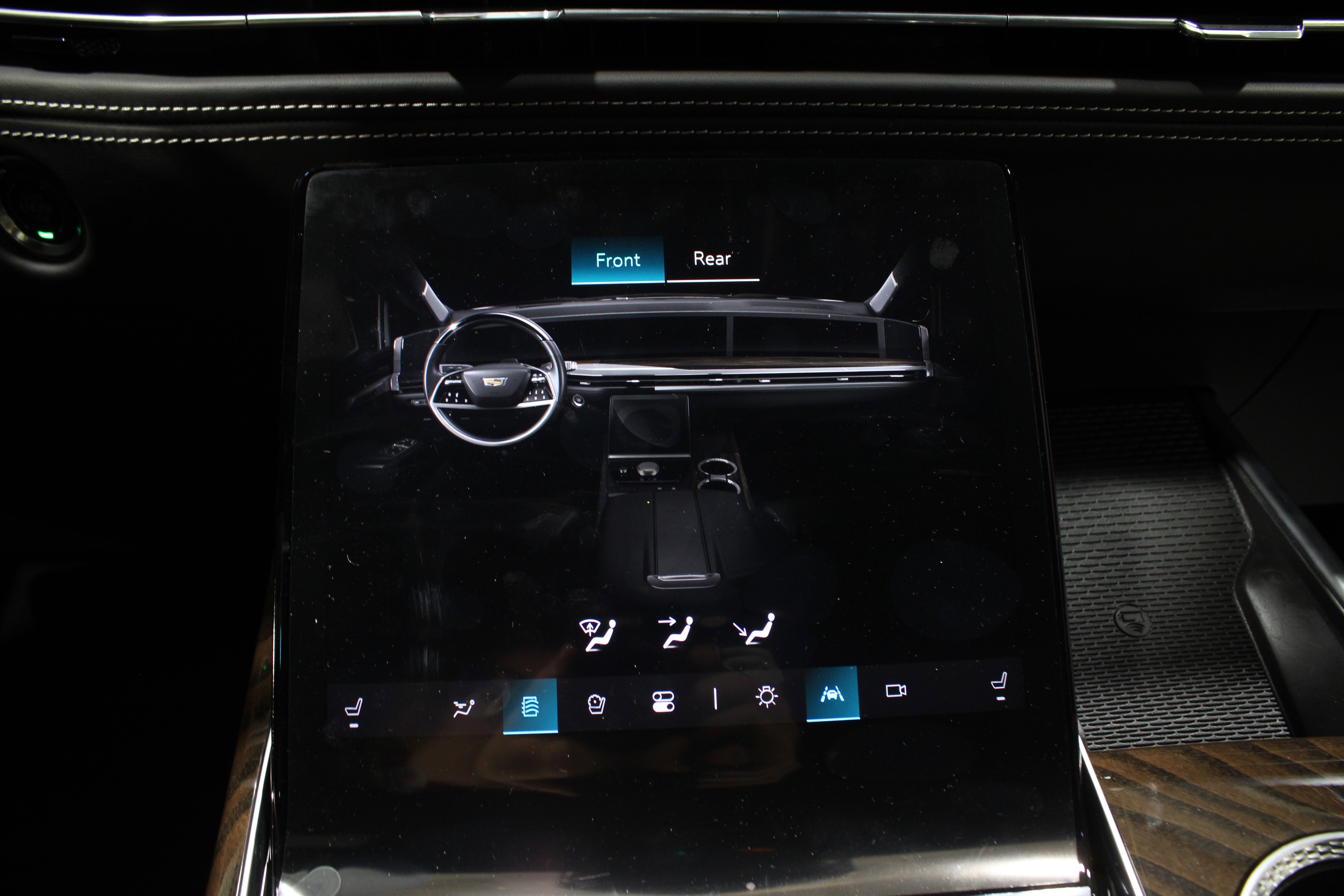 2025 Cadillac Escalade Premium Luxury Platinum photo 19