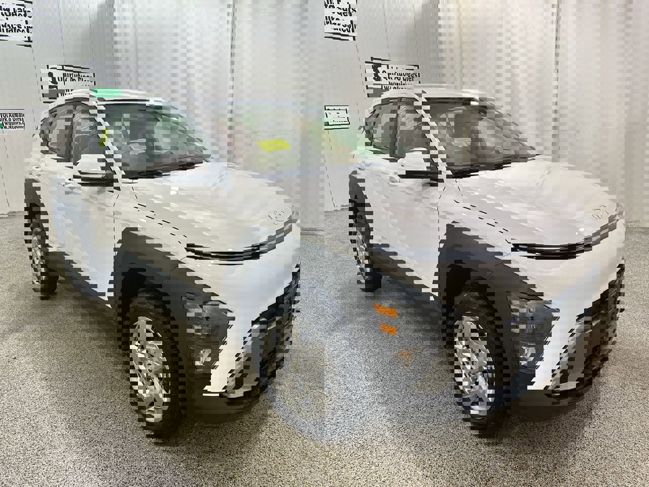New 2025 Atlas White Hyundai SE image 1