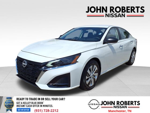 2025 Nissan Altima S's photo