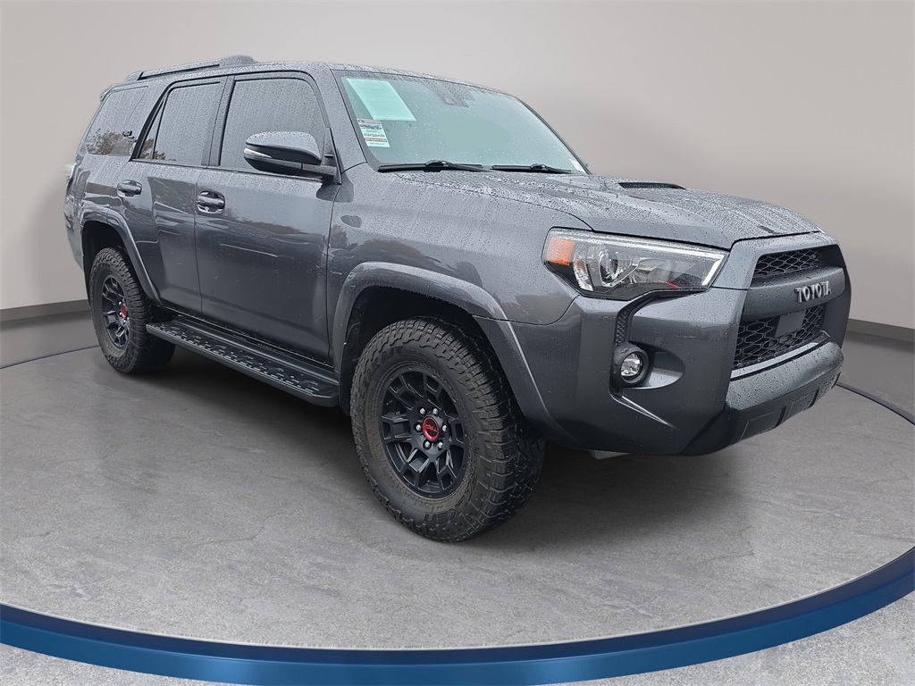2022 Toyota 4Runner TRD Off-Road Premium photo 3