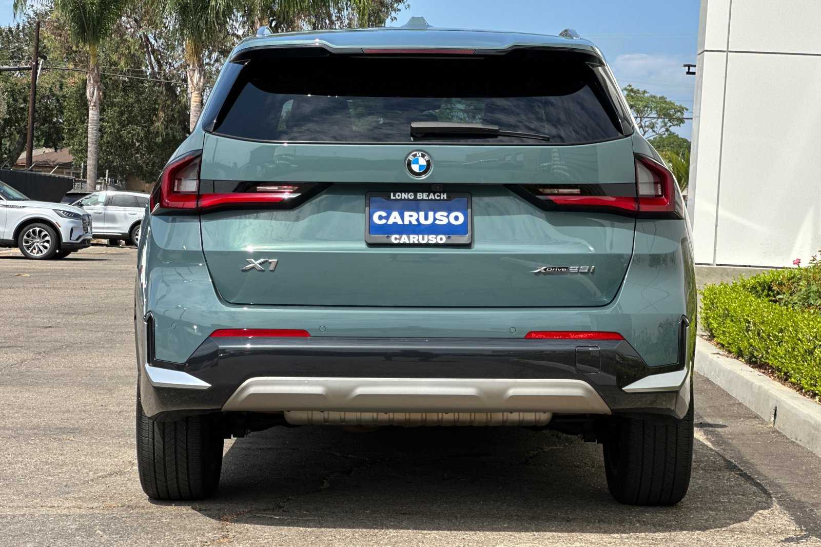 2023 Bmw X1 XDrive28i photo 3