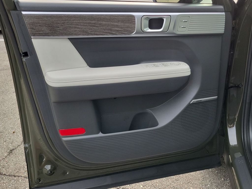 2024 Hyundai Santa Fe Limited photo 29