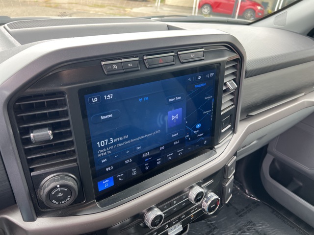 2024 Ford F-150 XLT photo 9