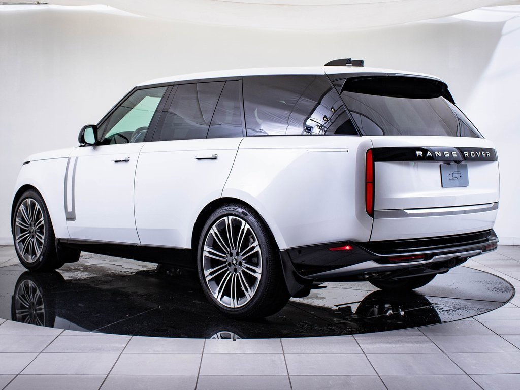 2025 Land Rover Range Rover Autobiography photo 6