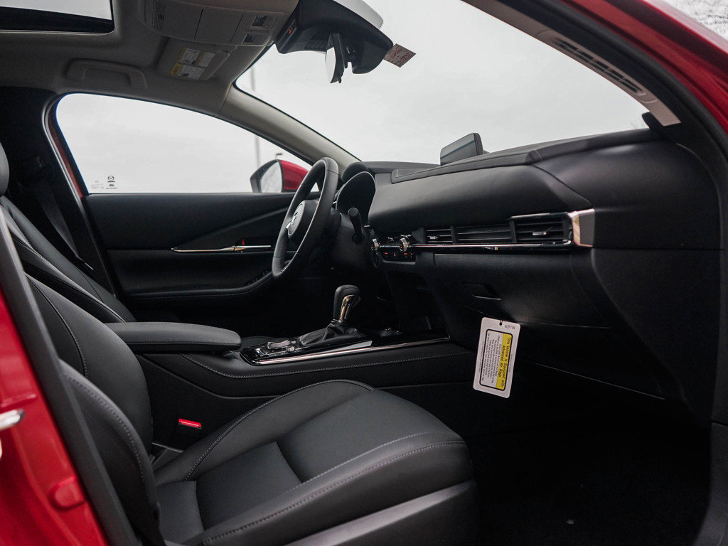 2025 Mazda CX-30 2.5 S Preferred photo 9