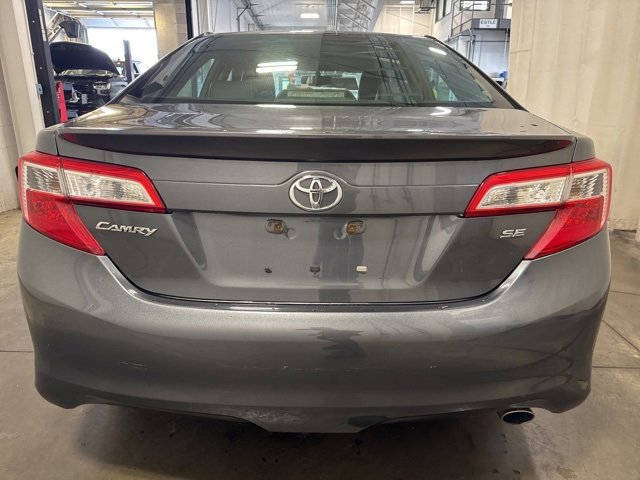 2014 Toyota Camry L photo 3