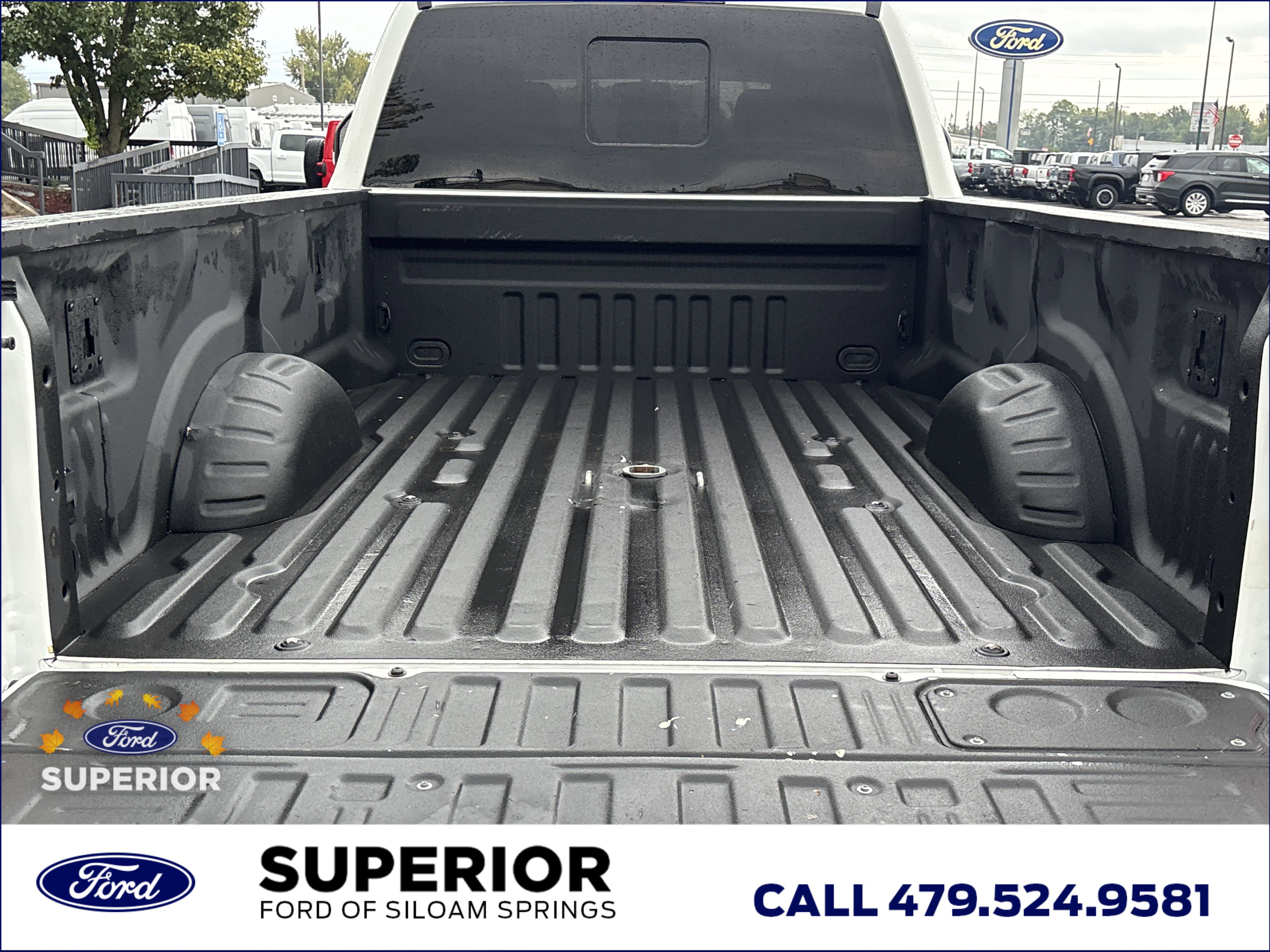 2023 Ford F-350 Lariat photo 2