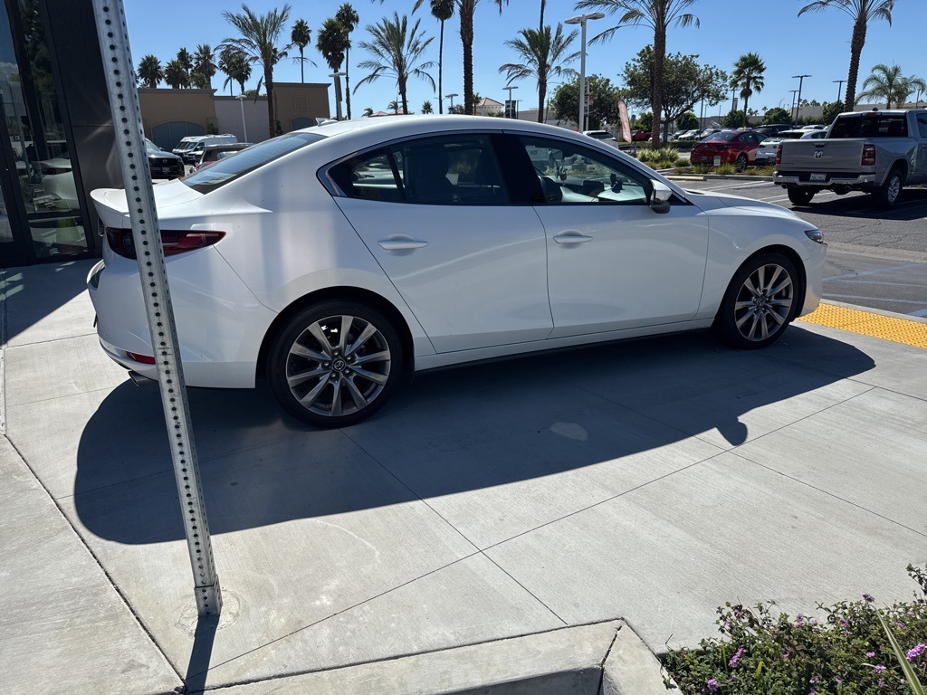 2021 Mazda Mazda3 Premium photo 23