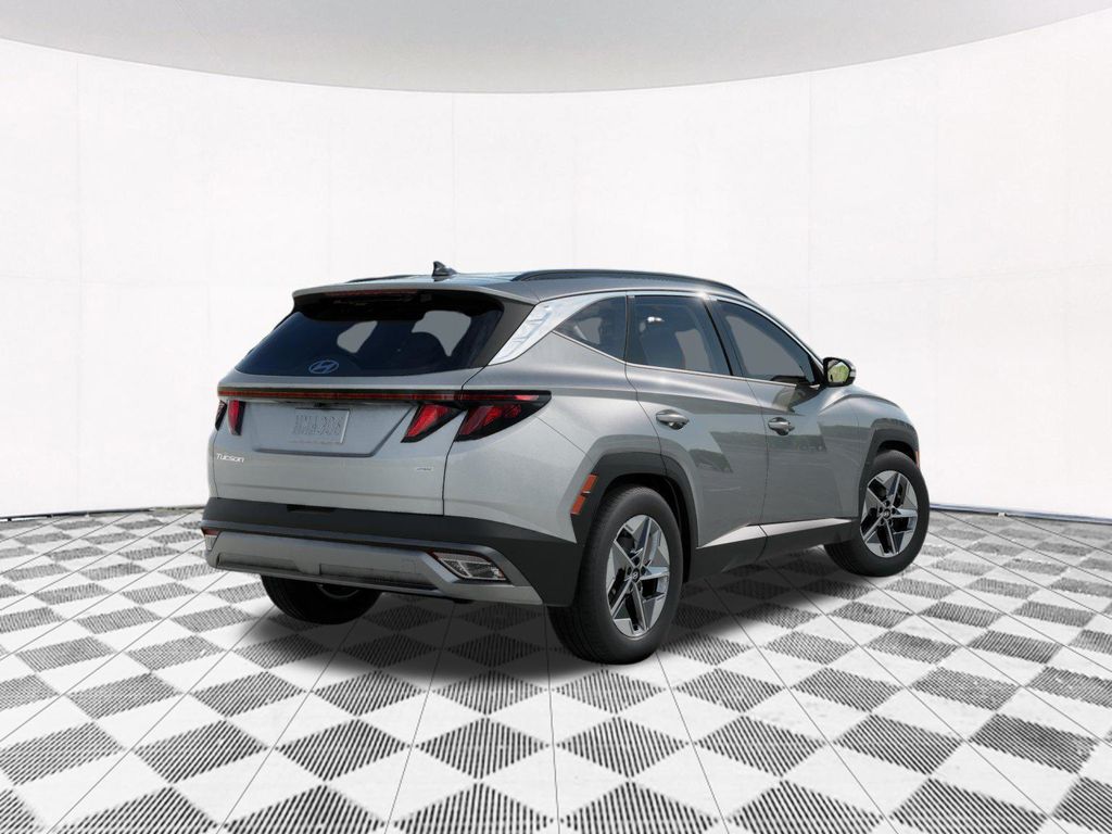 2025 Hyundai Tucson SEL photo 3