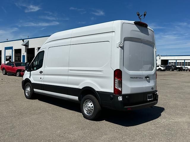 2024 Ford Transit photo 7