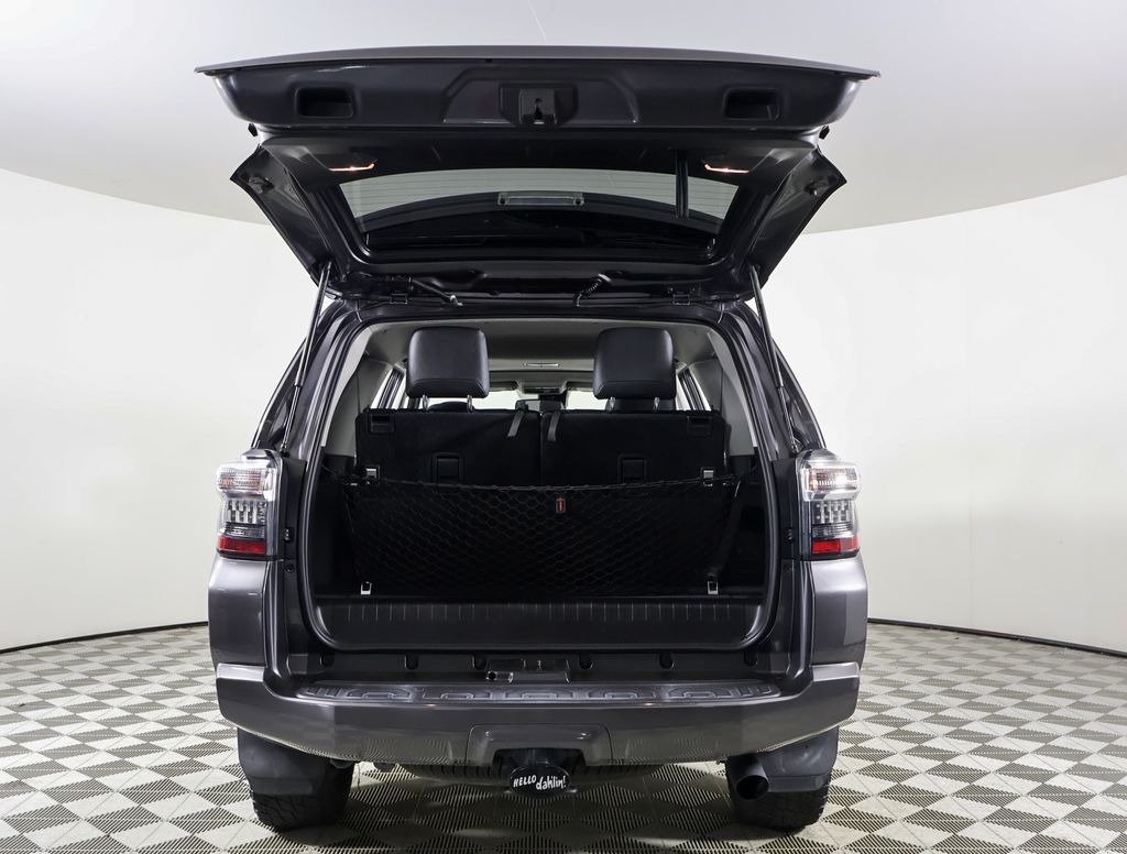 2021 Toyota 4Runner SR5 Premium photo 17