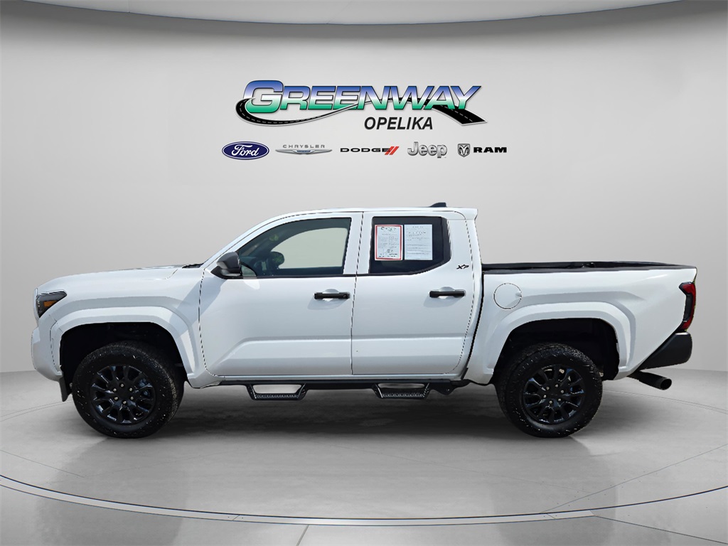 2024 Toyota Tacoma SR photo 2