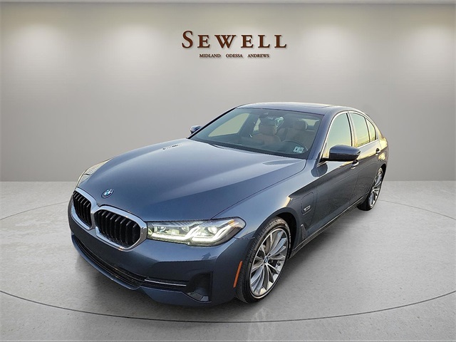 2023 BMW 5 Series 530e's photo