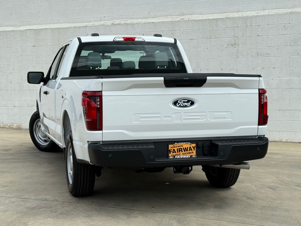 2025 Ford F-150 XL photo 5
