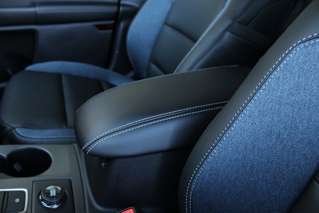 2025 Ford Bronco Sport Outer Banks photo 2