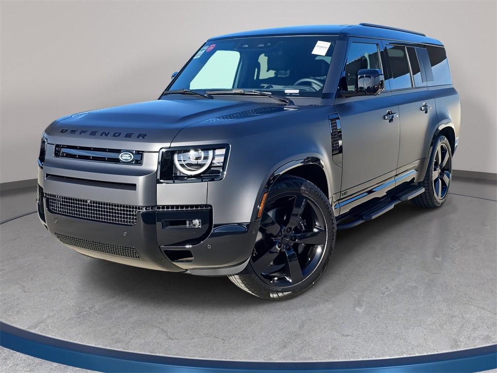 2026 Land Rover Defender V8's photo