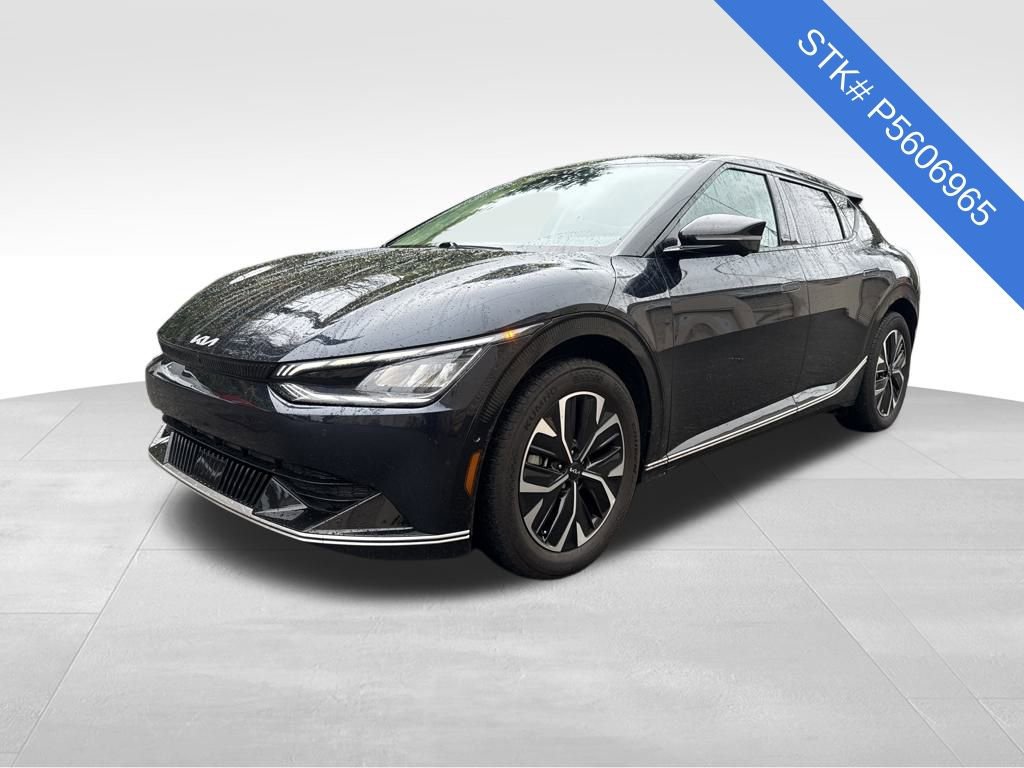 2023 Kia EV6 Wind photo 3