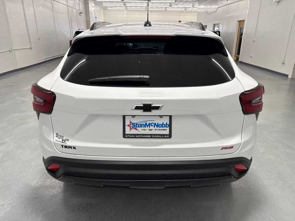 2025 Chevrolet Trax photo 6