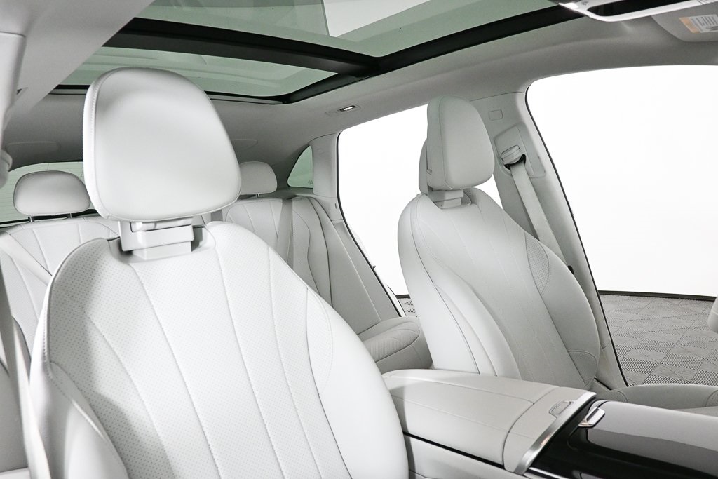 2024 Mercedes Benz EQE SUV 350 photo 17