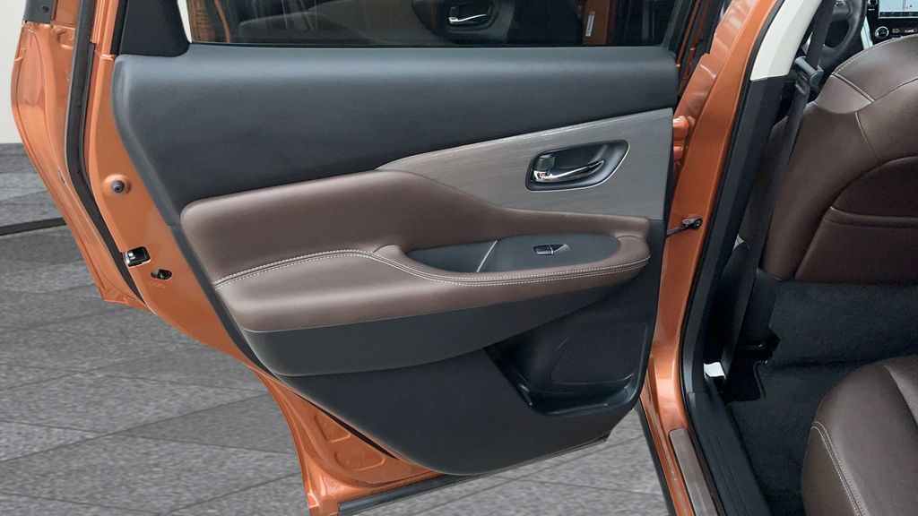 2017 Nissan Murano SL photo 13