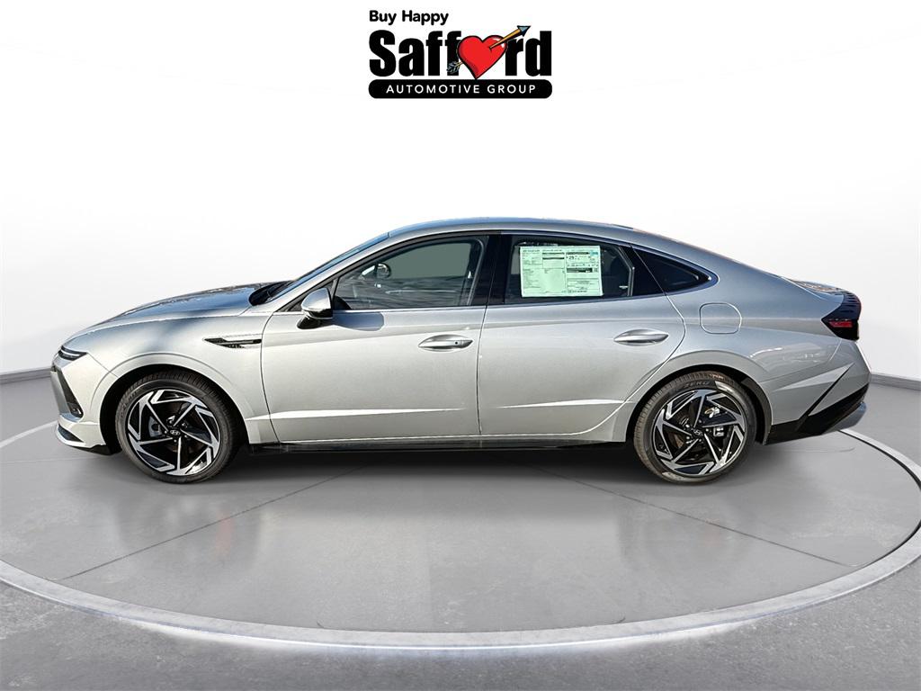 2026 Hyundai Sonata SEL Sport photo 4