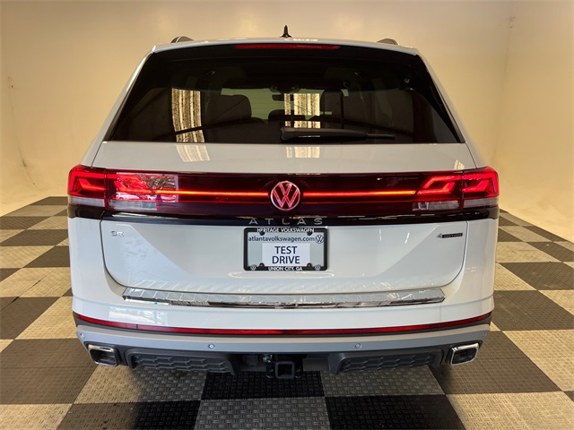 2025 Volkswagen Atlas Peak Edition SE photo 3