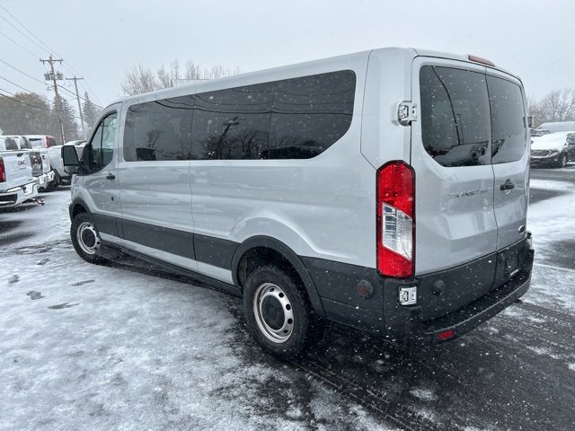 2020 Ford Transit Passenger XL photo 2