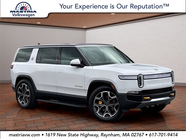 2023 Rivian R1S Adventure's photo