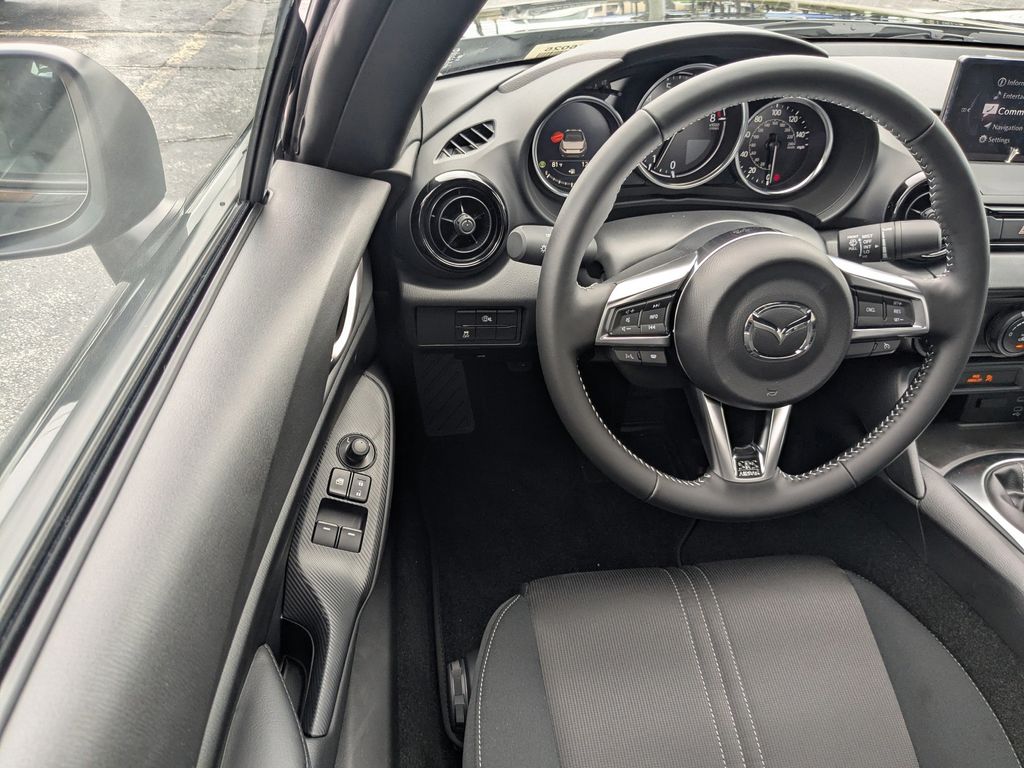 2025 Mazda MX-5 Miata Miata Sport photo 14