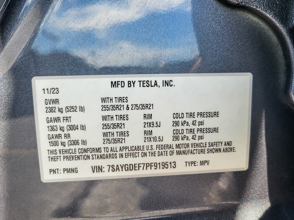 2023 Tesla Model Y Performance photo 22