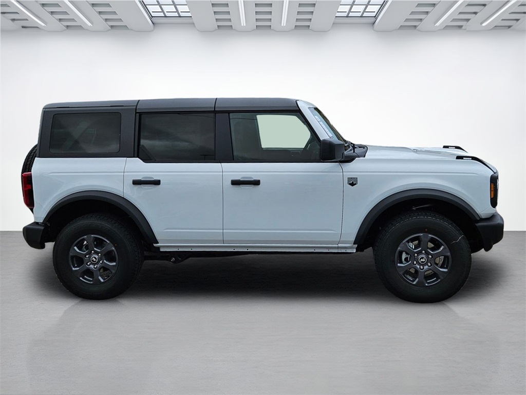 2025 Ford Bronco Big Bend photo 4