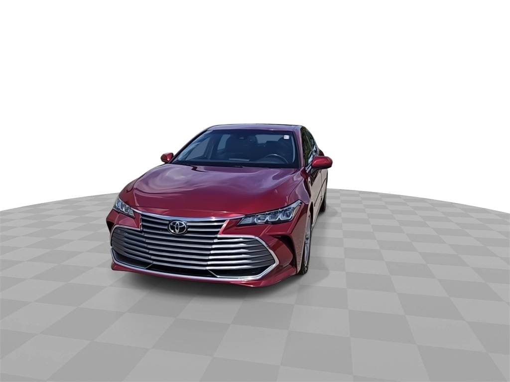 2021 Toyota Avalon XLE photo 3